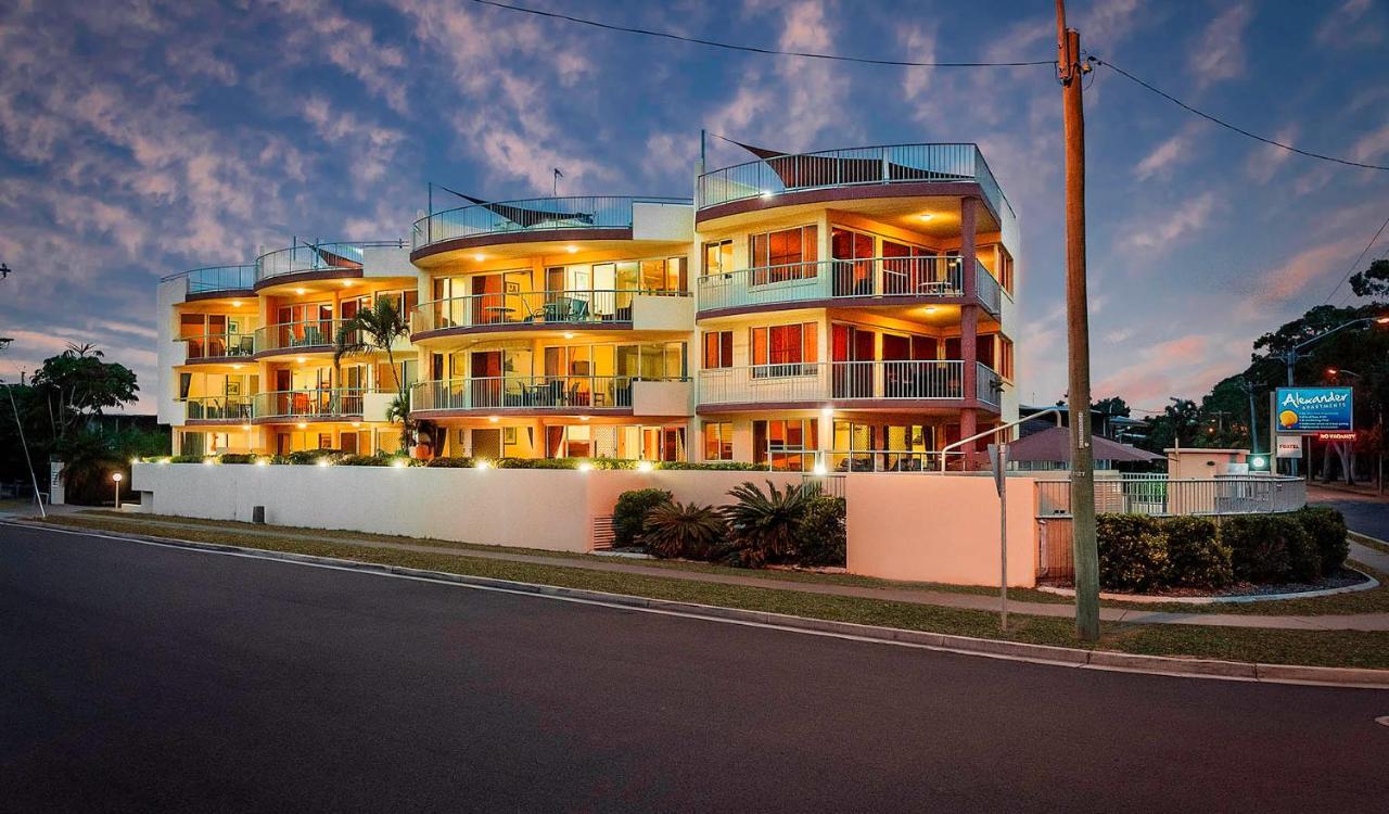 Alexander Beachfront Apartments Херви-Бэй Экстерьер фото